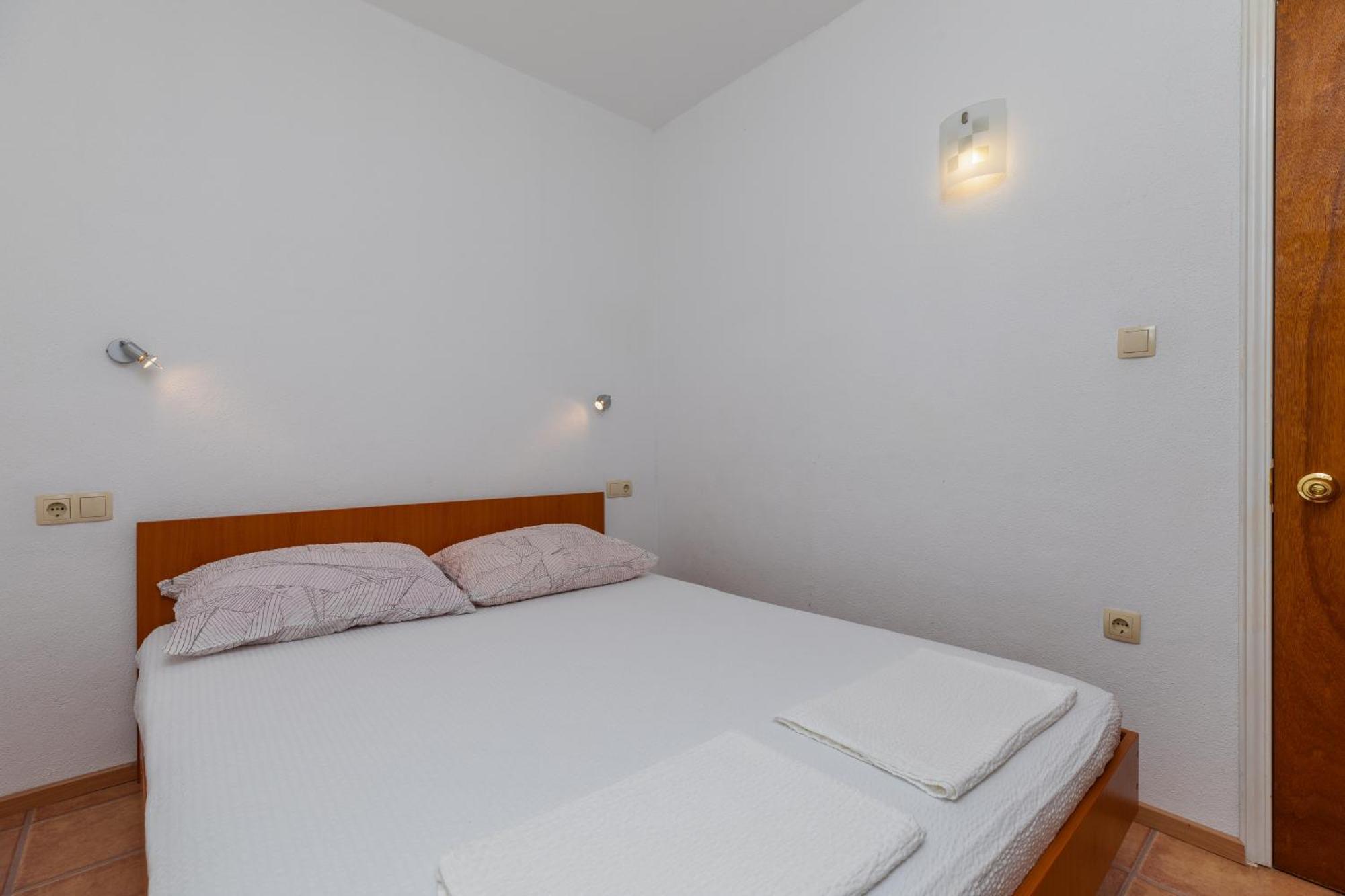 Apartments With A Parking Space Podaca, Makarska - 6050 Rom bilde